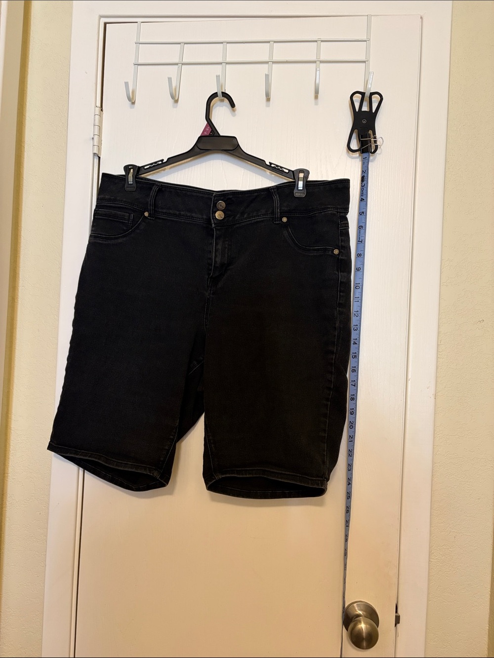 1822 Denim Black Mid-Length Jean Shorts